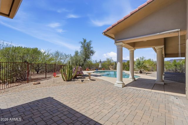 7917 E CAVE CREEK Road, Carefree, AZ 85377