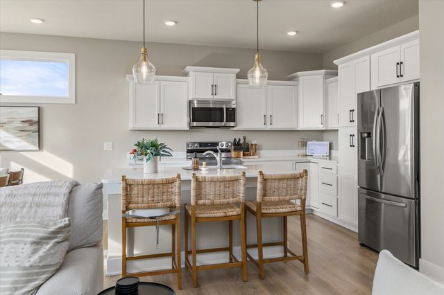 2640 SE Bluestem Drive, Waukee, IA 50263