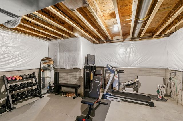 2640 SE Bluestem Drive, Waukee, IA 50263