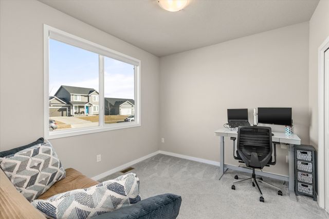 2640 SE Bluestem Drive, Waukee, IA 50263