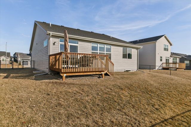 2640 SE Bluestem Drive, Waukee, IA 50263