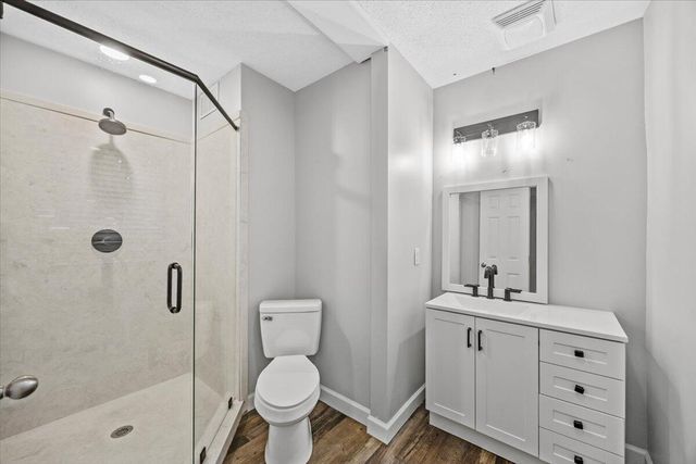 303 NE Hollywood Boulevard, Fort Walton Beach, FL 32548