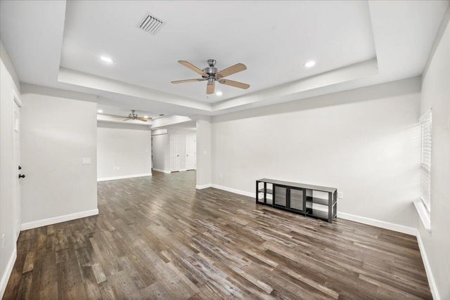 303 NE Hollywood Boulevard, Fort Walton Beach, FL 32548