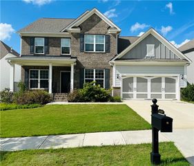 4800 sierra creek dr, Hoschton, GA 30548