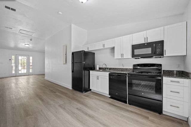 2262 Magnolia Circle, Tallahassee, FL 32301