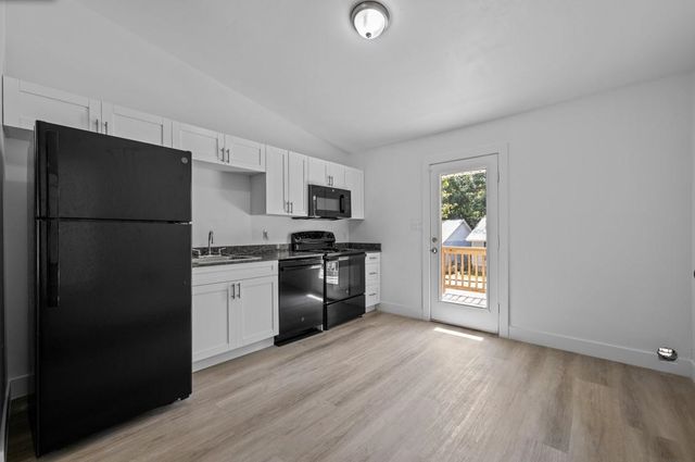 2262 Magnolia Circle, Tallahassee, FL 32301