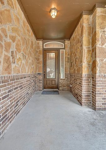 17015 Salado Drive, Woodway, TX 76712