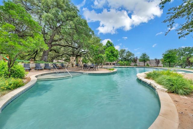 17015 Salado Drive, Woodway, TX 76712