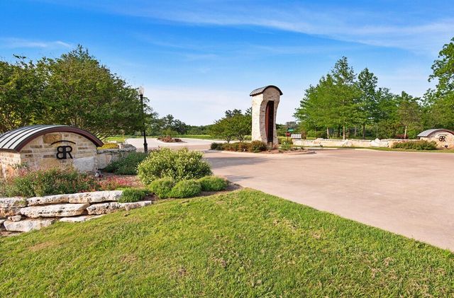 17015 Salado Drive, Woodway, TX 76712