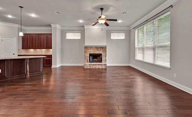 17015 Salado Drive, Woodway, TX 76712