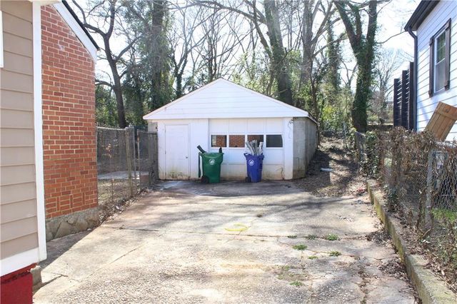 2665 Northview Avenue, Decatur, GA 30032