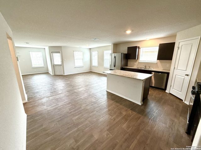 6814 Rondo Measure, San Antonio, TX 78252