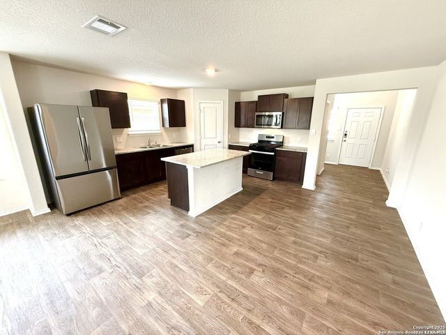 6814 Rondo Measure, San Antonio, TX 78252