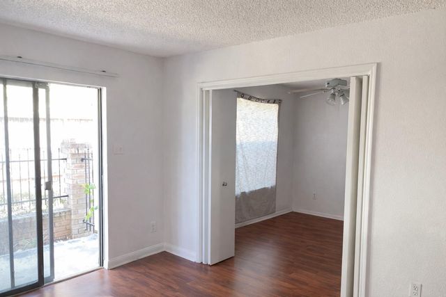 2750 Holly Hall Street 713, Houston, TX 77054