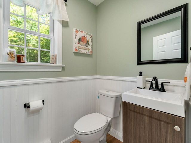 1419 Cambridge Road, Fletcher, VT 05444