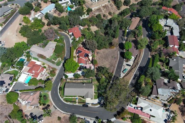 935 N Hill, Pomona, CA 91768
