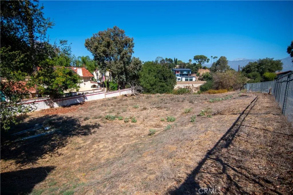 935 N Hill, Pomona, CA 91768