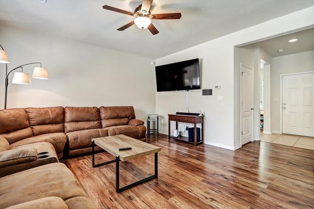 1701 Chisholm Trail NE, Rio Rancho, NM 87144