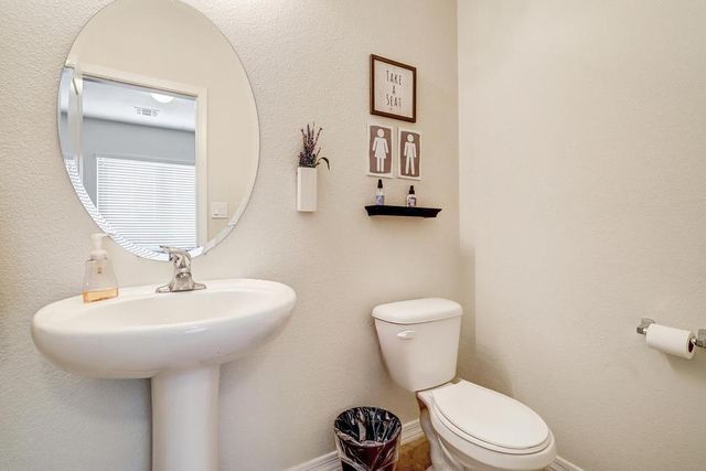 1701 Chisholm Trail NE, Rio Rancho, NM 87144