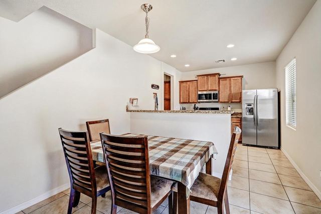 1701 Chisholm Trail NE, Rio Rancho, NM 87144
