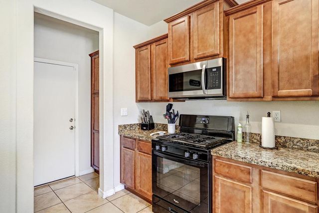 1701 Chisholm Trail NE, Rio Rancho, NM 87144