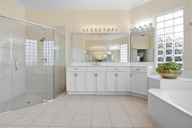15374 SW 34th St, Davie, FL 33331