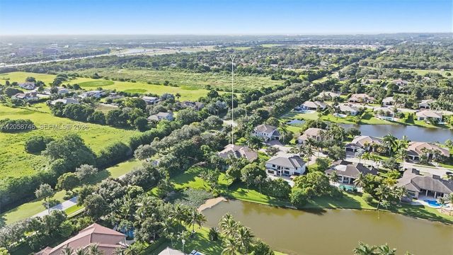 15374 SW 34th St, Davie, FL 33331