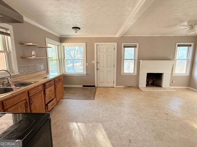 9248 Flat Shoals Road SW, Covington, GA 30014