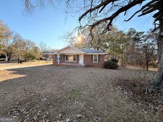 9248 Flat Shoals Road SW, Covington, GA 30014