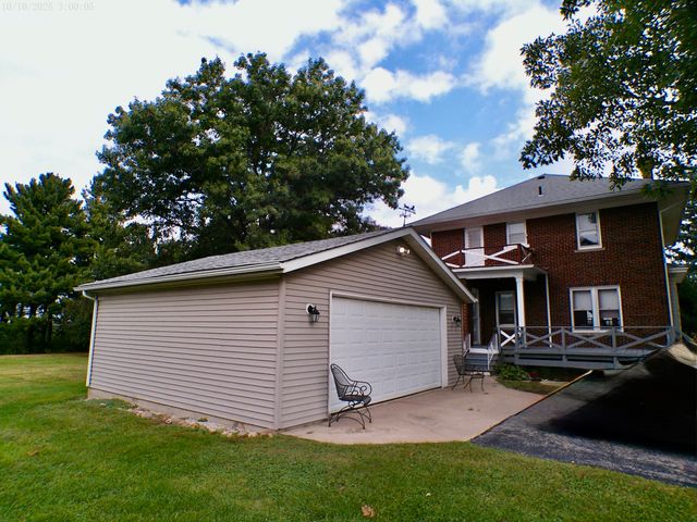 14086 IL Route 76 Highway, Caledonia, IL 61011