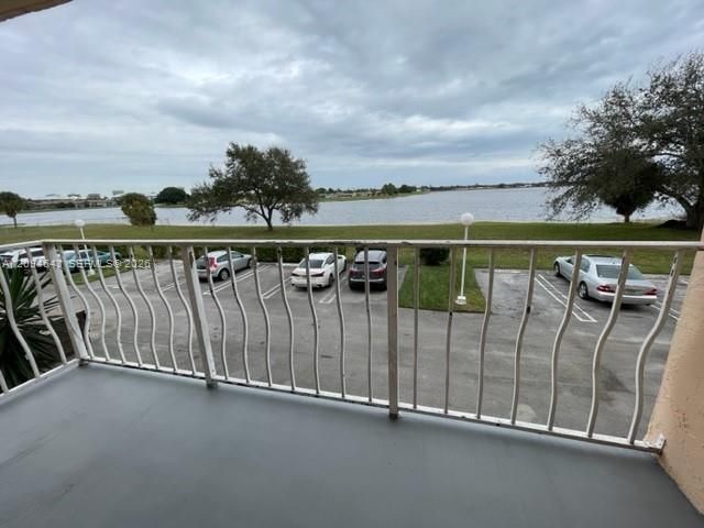 470 Executive Center Drive 2E, West Palm Beach, FL 33401