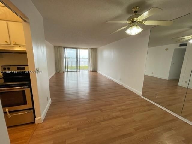 470 Executive Center Drive 2E, West Palm Beach, FL 33401