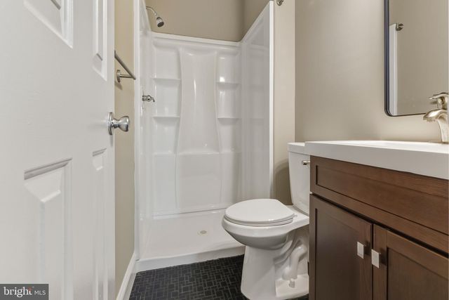 300 WINDSOR LN, Marlton, NJ 08053