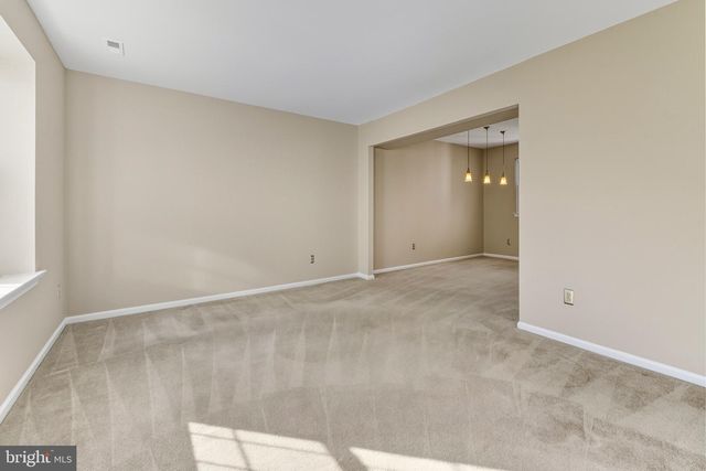 300 WINDSOR LN, Marlton, NJ 08053