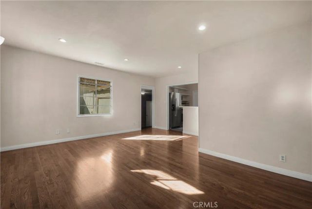 17455 Bullock Street, Encino, CA 91316