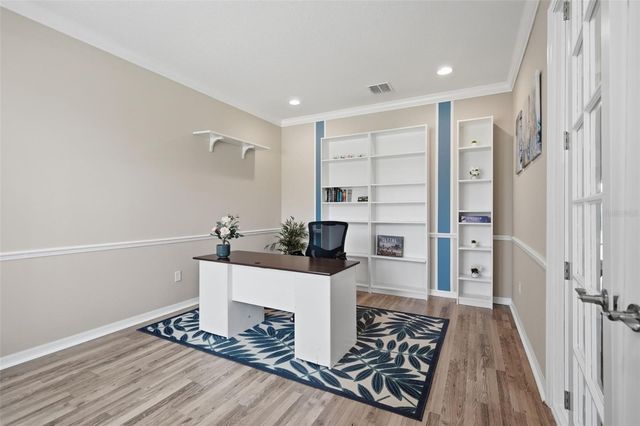 9307 PARISIAN COURT, Seffner, FL 33584