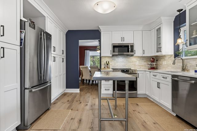 26247 Needle Point, San Antonio, TX 78260