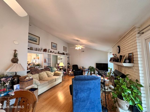 218 Pamlico Drive, Washington, NC 27889
