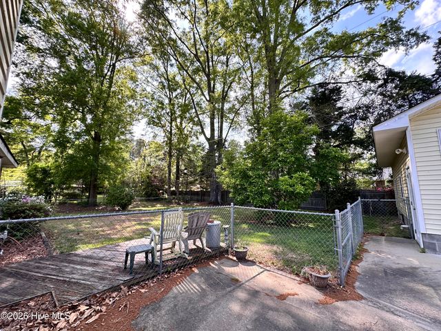 218 Pamlico Drive, Washington, NC 27889