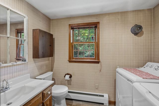 23 Devon Drive, Danville, NH 03819