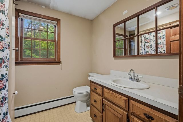 23 Devon Drive, Danville, NH 03819