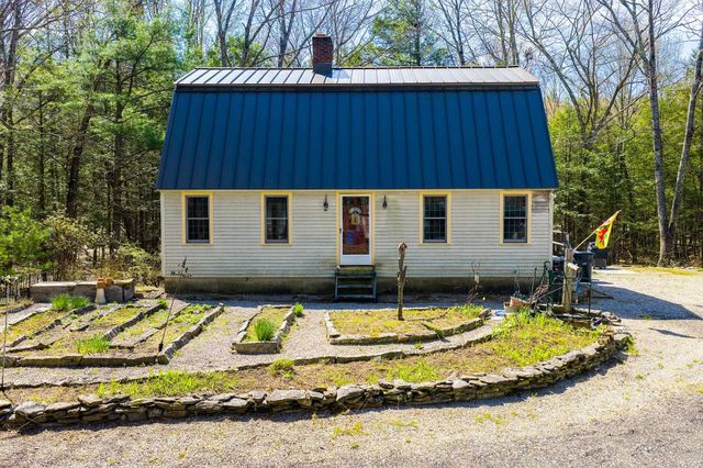 23 Devon Drive, Danville, NH 03819