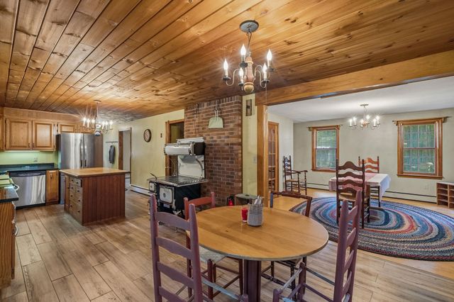 23 Devon Drive, Danville, NH 03819