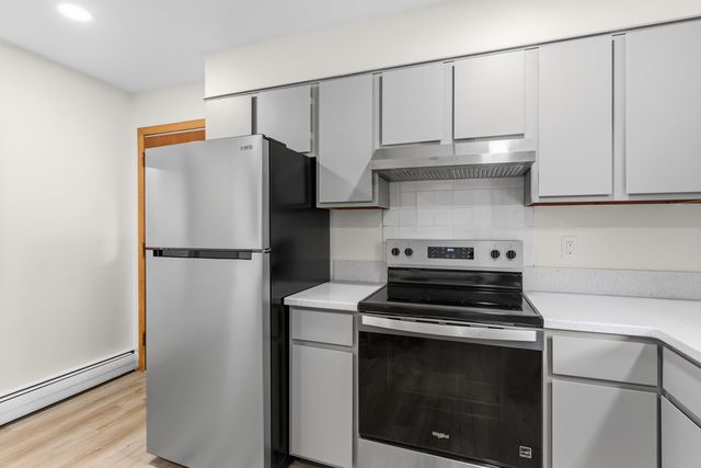 29 Devco Drive, Manchester, NH 03103