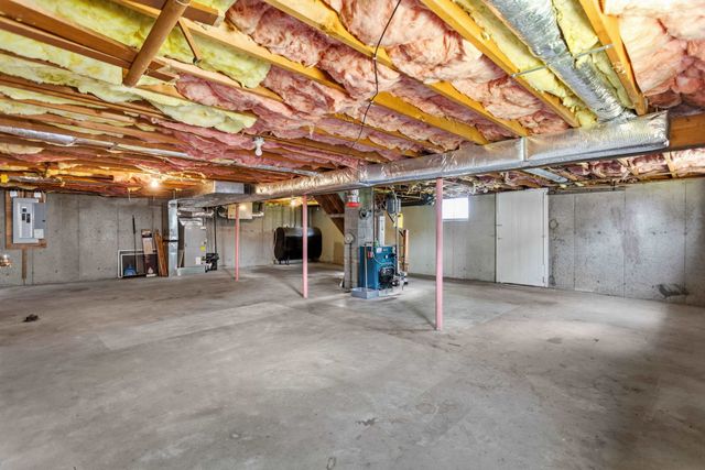 29 Devco Drive, Manchester, NH 03103