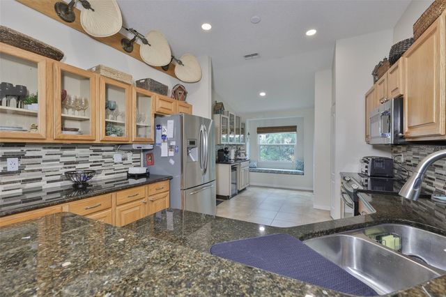 2261 BROOKFIELD GREENS CIRCLE, Sun City Center, FL 33573