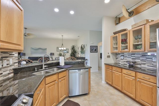 2261 BROOKFIELD GREENS CIRCLE, Sun City Center, FL 33573