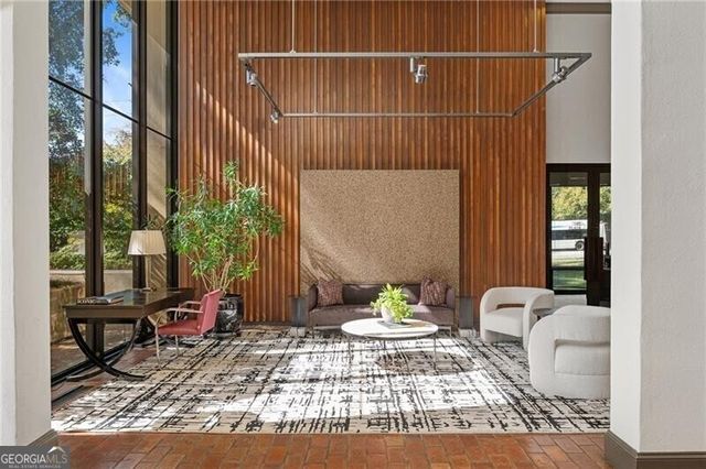 2575 Peachtree Road NE 22A, Atlanta, GA 30305