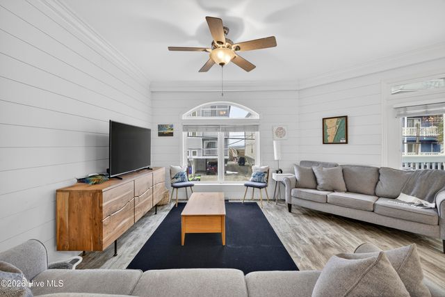 615 N Carolina Beach Avenue N Unit A, Carolina Beach, NC 28428