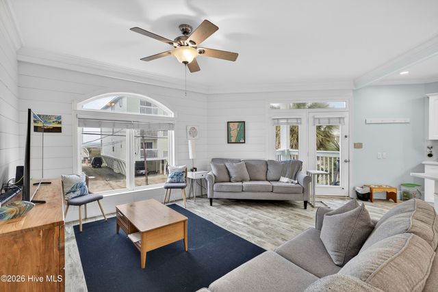 615 N Carolina Beach Avenue N Unit A, Carolina Beach, NC 28428